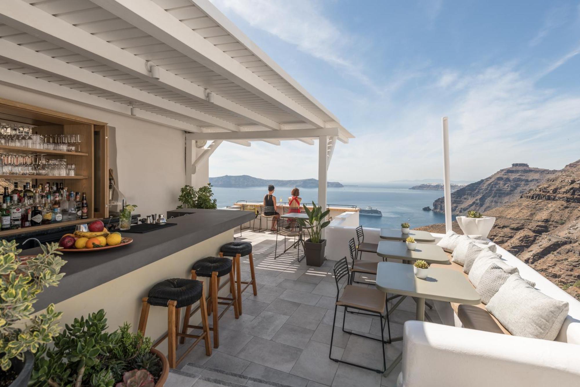 Porto Fira Suites Exteriör bild