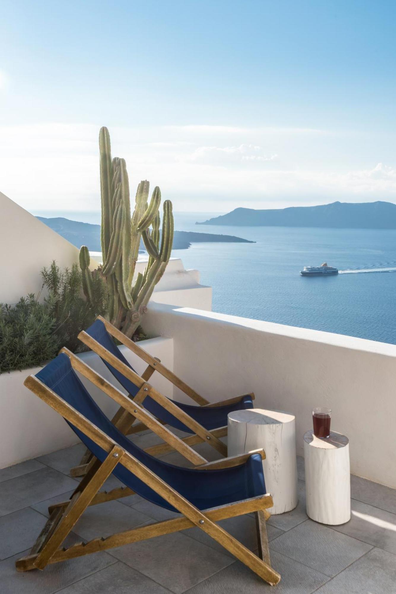 Porto Fira Suites Exteriör bild