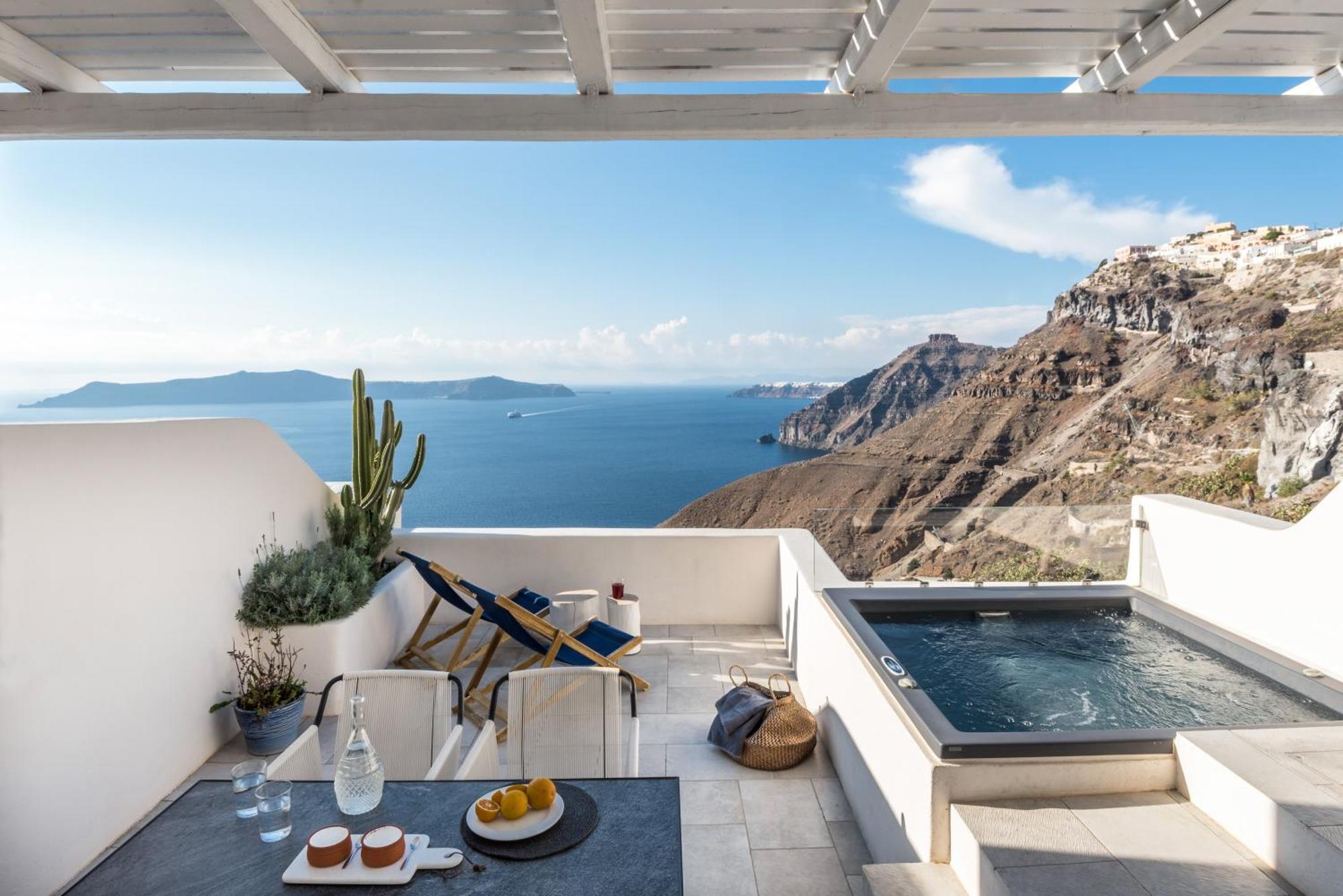 Porto Fira Suites Exteriör bild