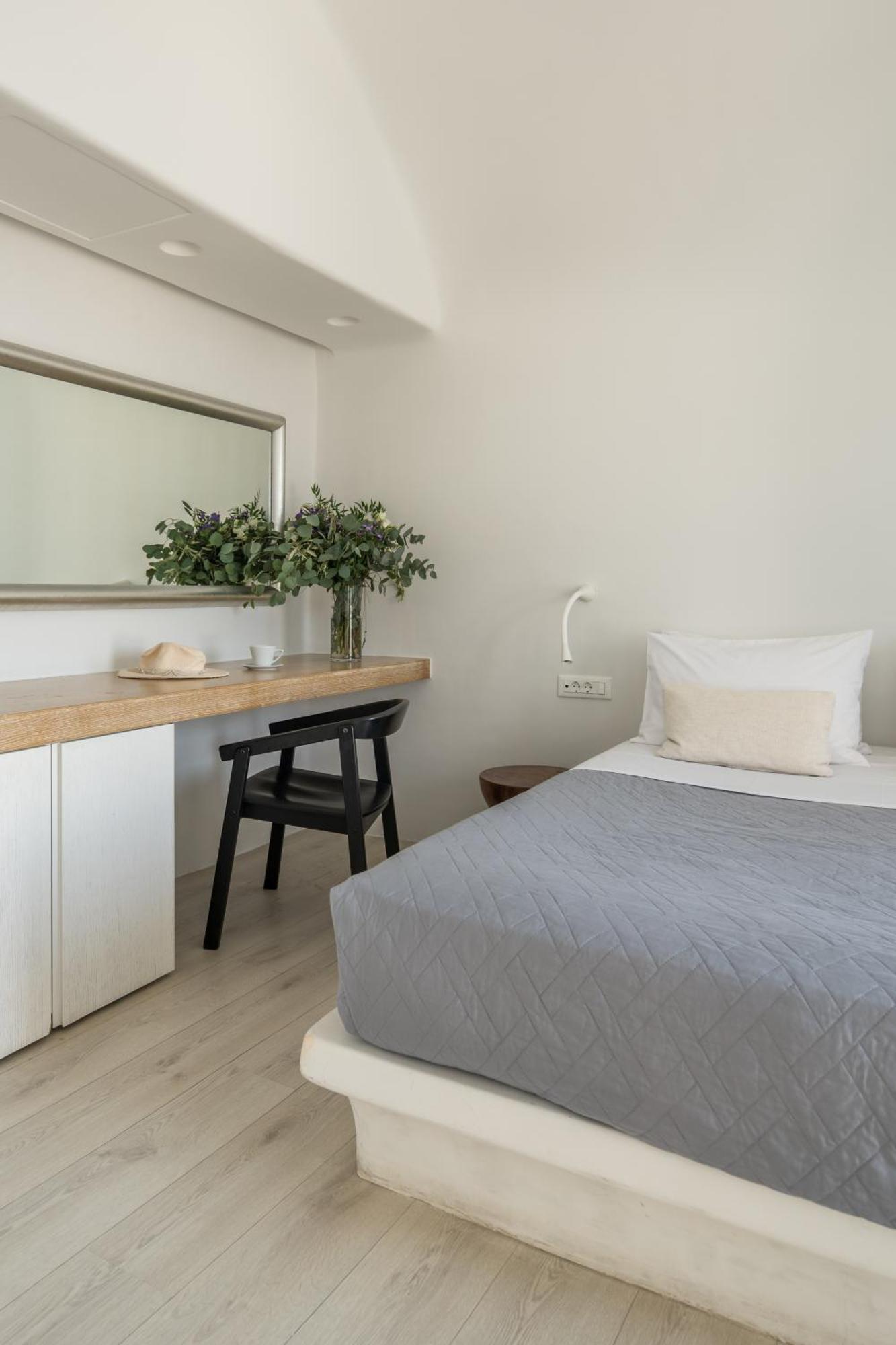 Porto Fira Suites Exteriör bild